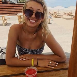 Meet your Posher, Hailey